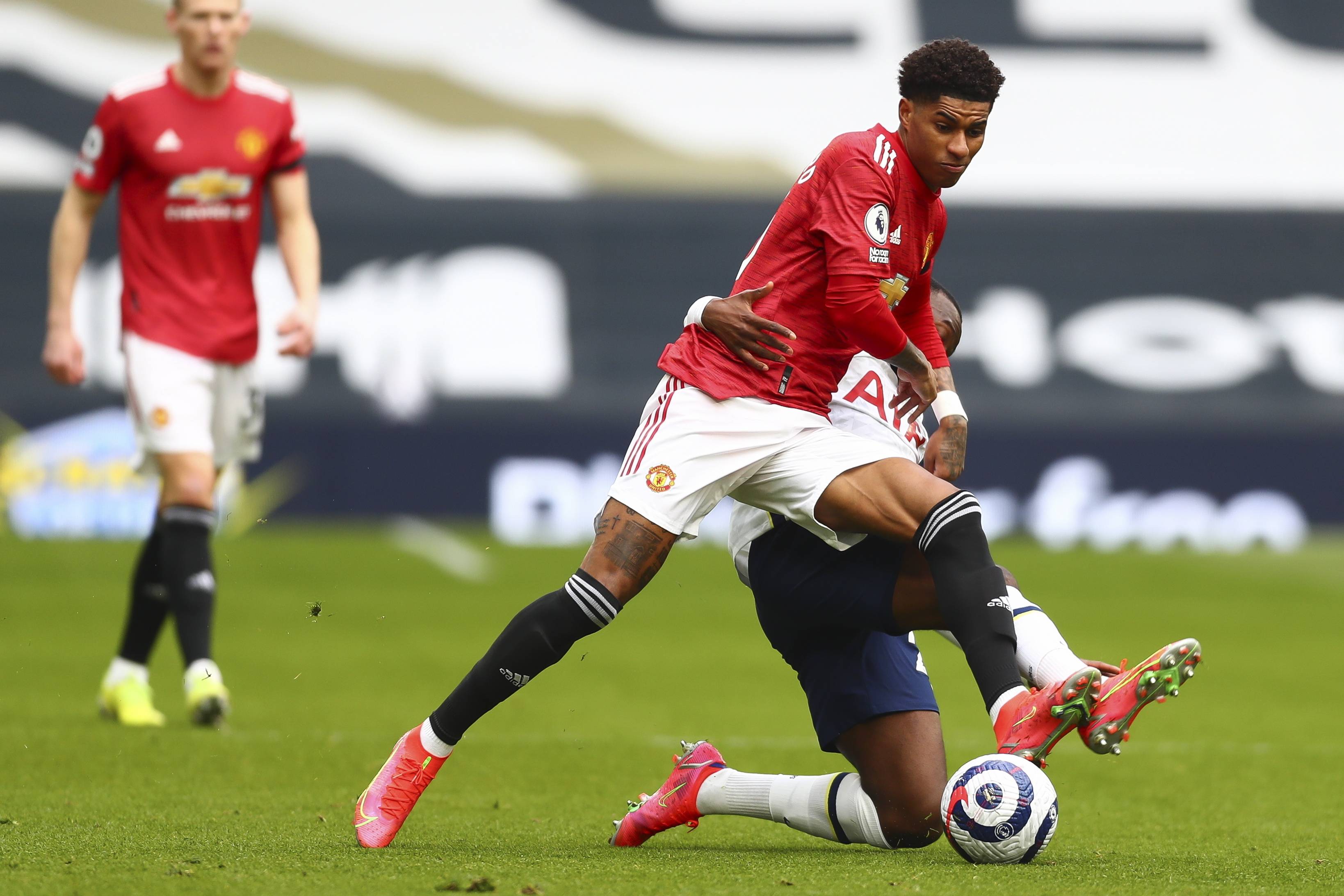 它不仅创造 它不仅创造